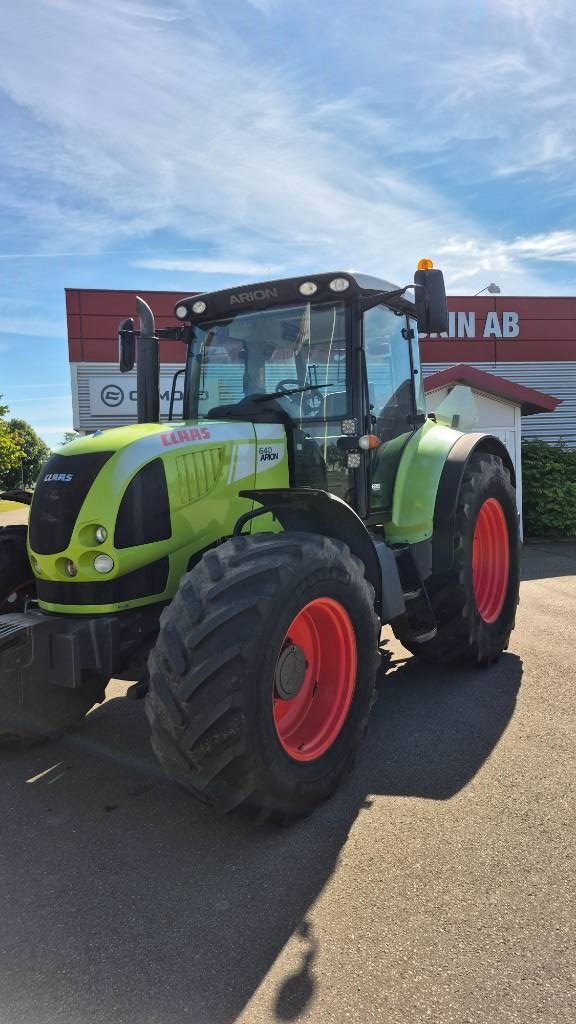 CLAAS Arion 640