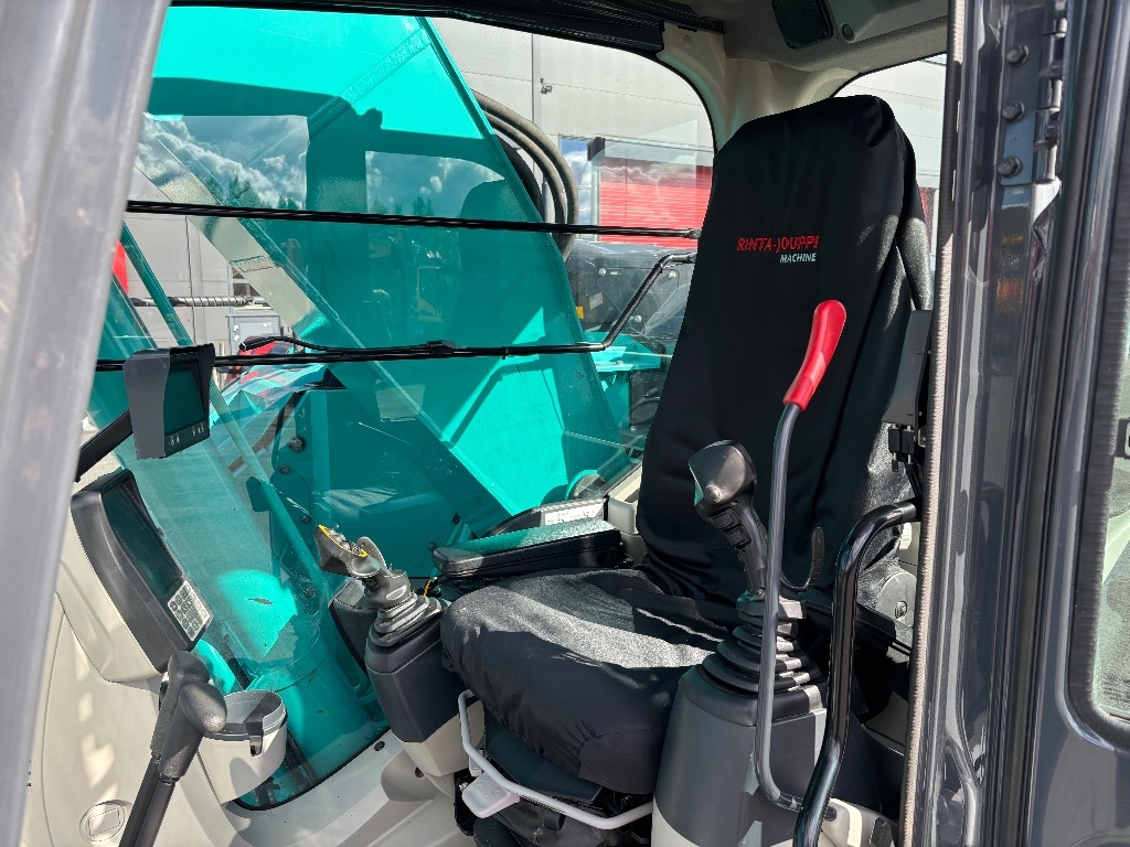 Kobelco SK 230 SR LC / Engcon, Hyvät varusteet, Stage V kuva 13