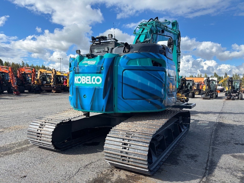Kobelco SK 230 SR LC / Engcon, Hyvät varusteet, Stage V kuva 5