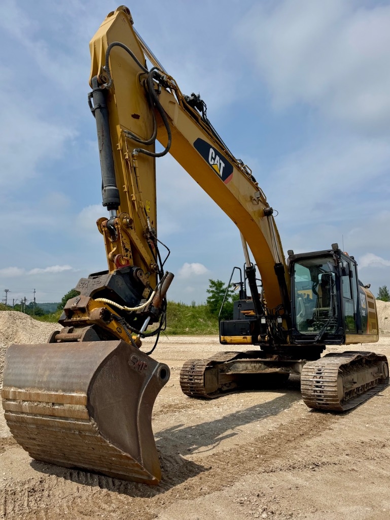 CAT 324 EL