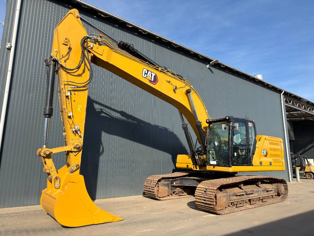 Pelle sur chenilles Caterpillar 330 07B | CHAINS — occasion 2020, 6 881 h