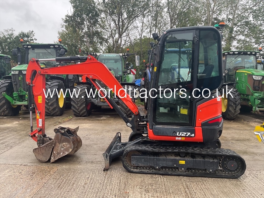 Kubota U 27-4