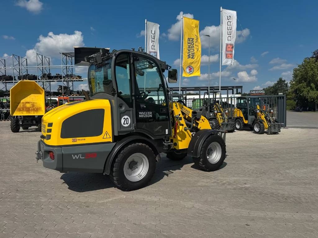 Chargeuse sur pneus Wacker Neuson WL 38 — occasion 2022, 1 100 h