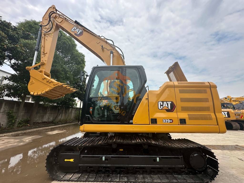 CAT 320 GC