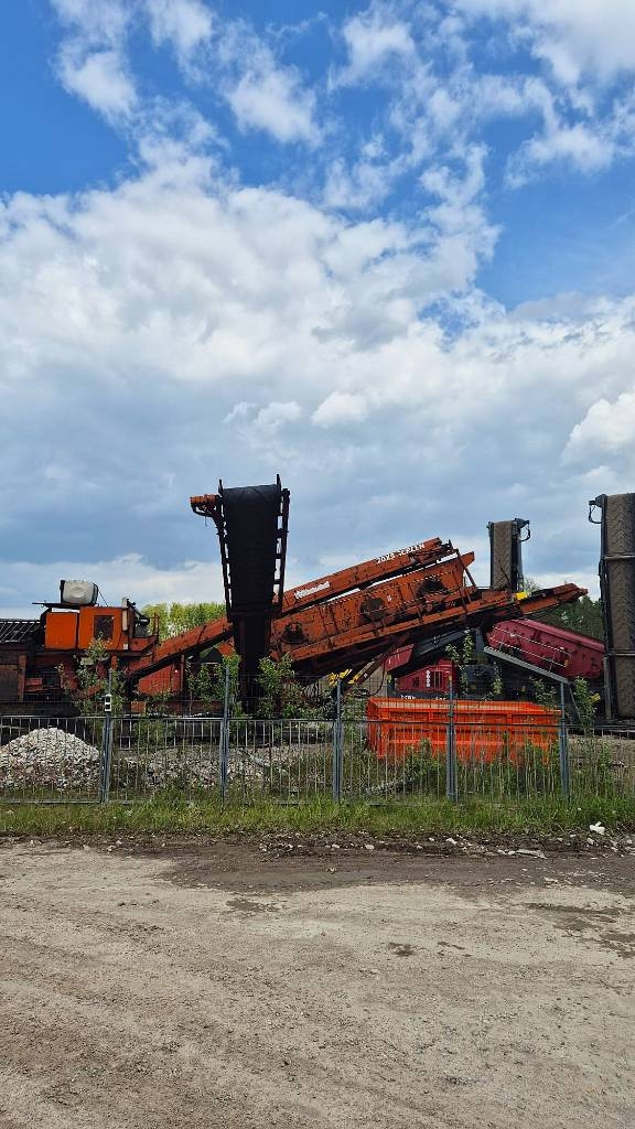 Finlay 693 2 - POKŁADY