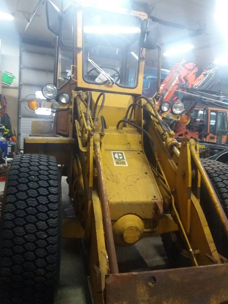 CAT 910