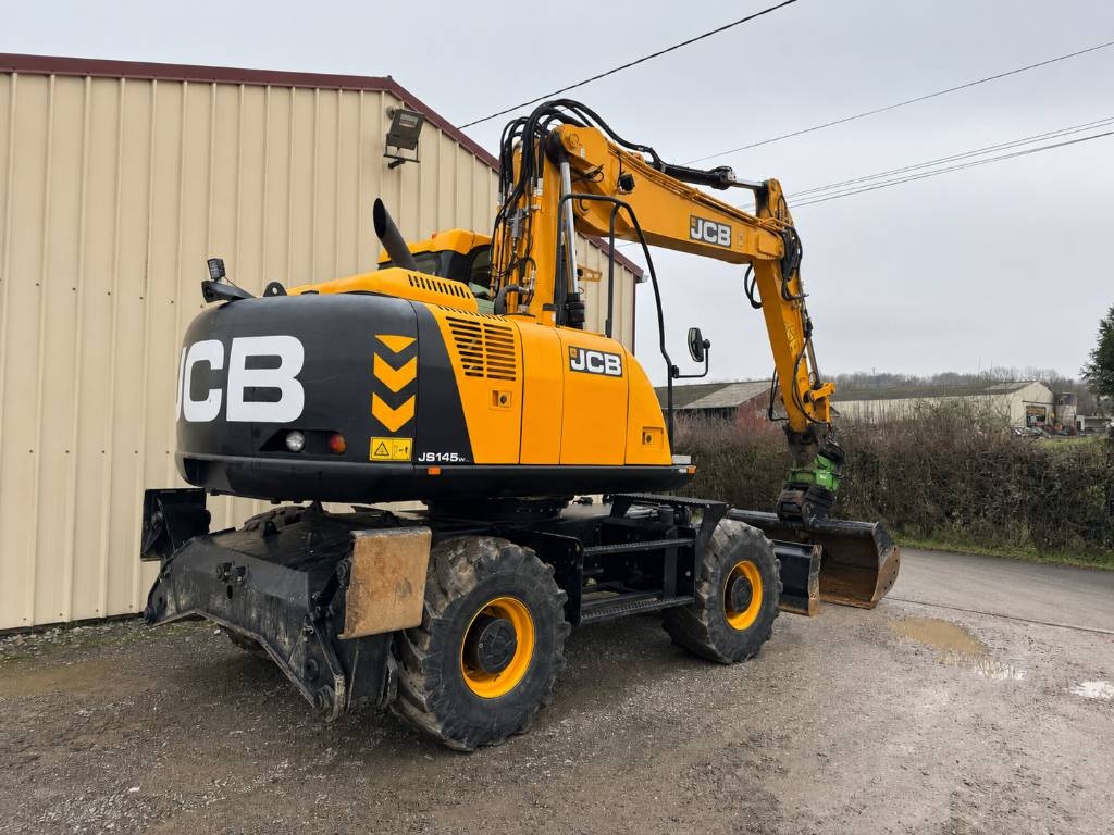 JCB JS 145 W