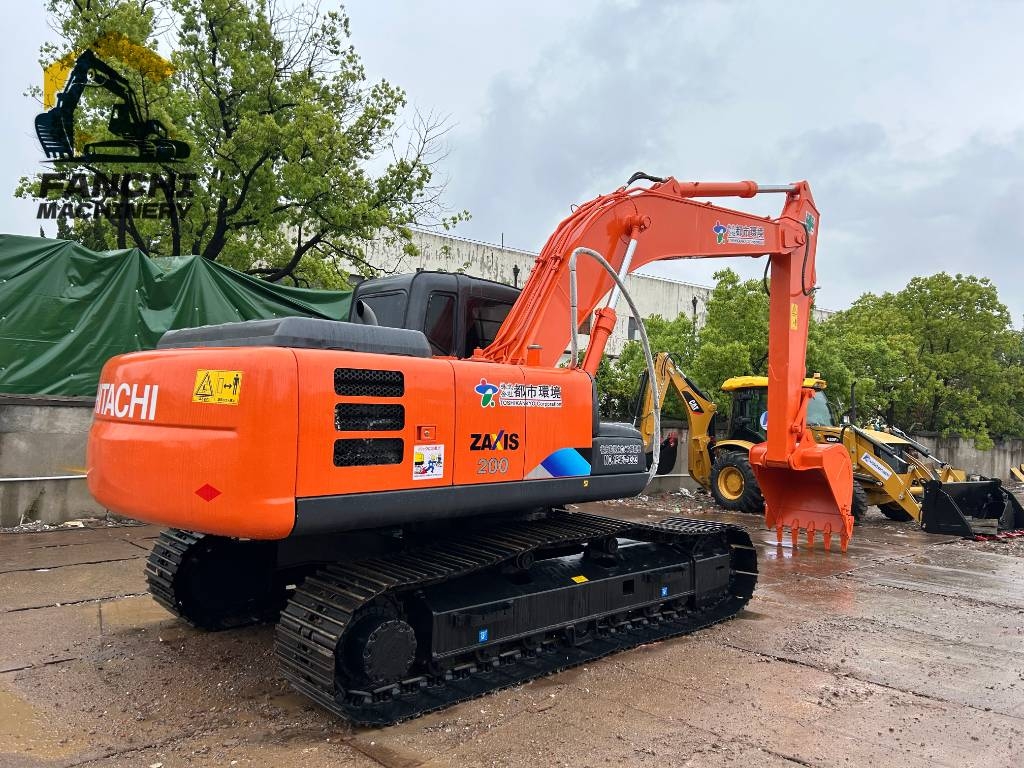 Hitachi ZX200