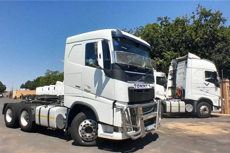 Volvo FH440 6X4