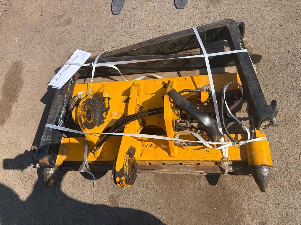 JCB PIN & CONE HEADSTOCK AND TINES TO FIT JCB 542-70.