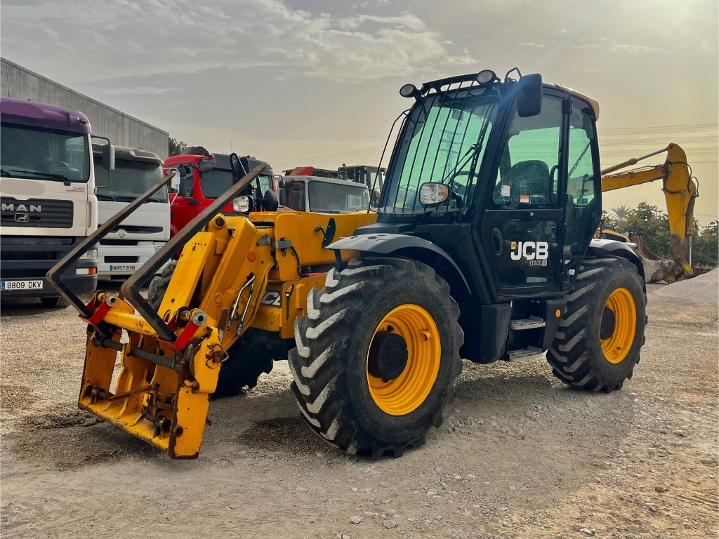 JCB 531-70