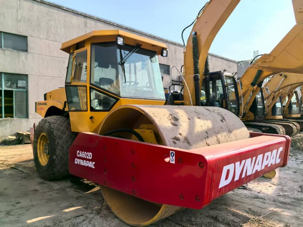Dynapac CA602D