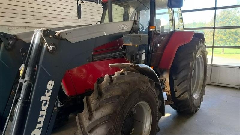 Case IH 5130 Maxxum Med frontlæsser, siloskovl, balletang