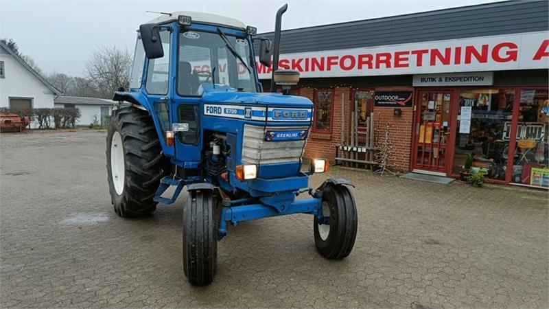 6700 med en turbo motor