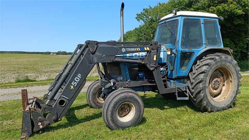 8210 med frontlæsser