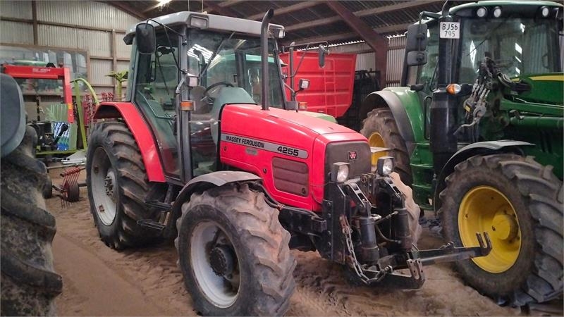 Massey Ferguson 4255 med ny kobling