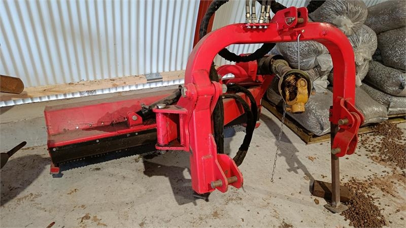 P. Lindberg AGF-180 med hydraulisk sideforskydning