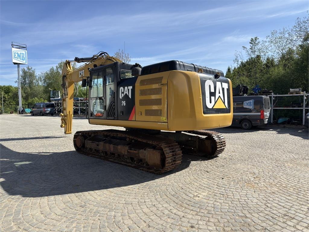 Pelle sur chenilles Caterpillar 326FLN — occasion 2016, 9 600 h