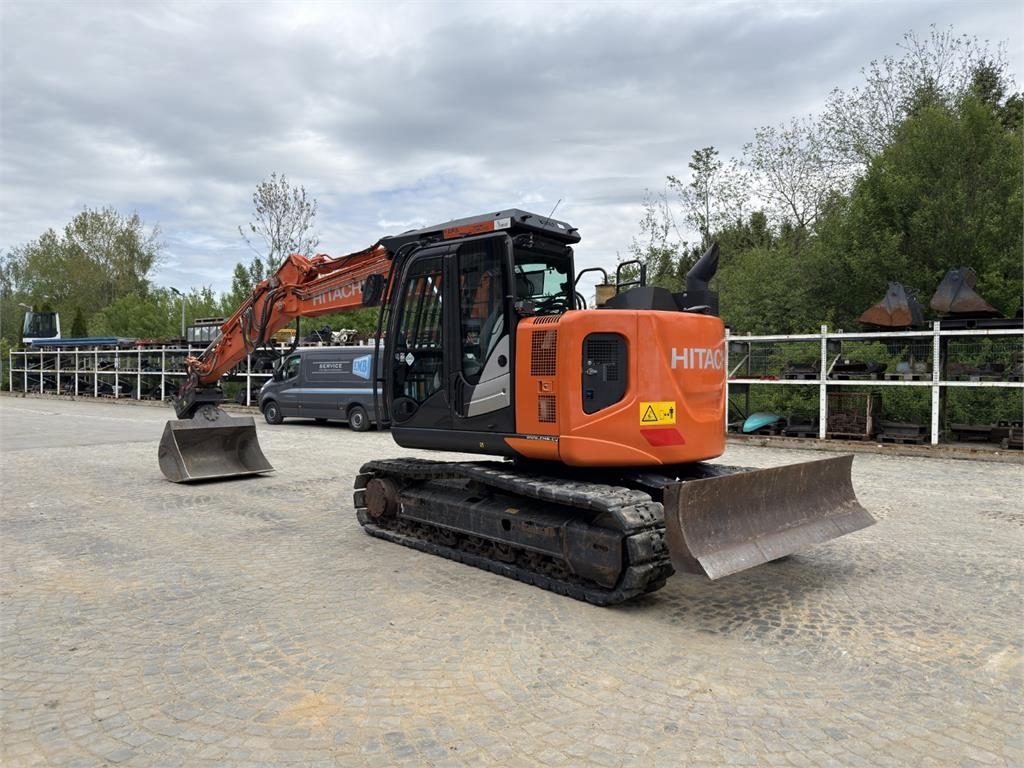 Pelle sur chenilles Hitachi ZX135US-6 — occasion 2018, 5 069 h