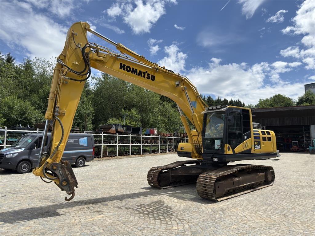 Pelle sur chenilles Komatsu PC210LC-10 — occasion 2016, 11 186 h