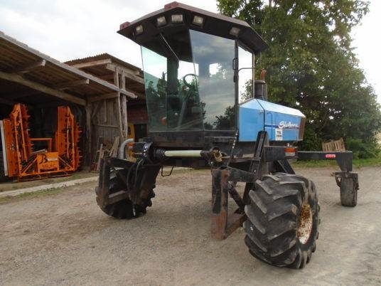 faucheuse andaineuse automotrice
