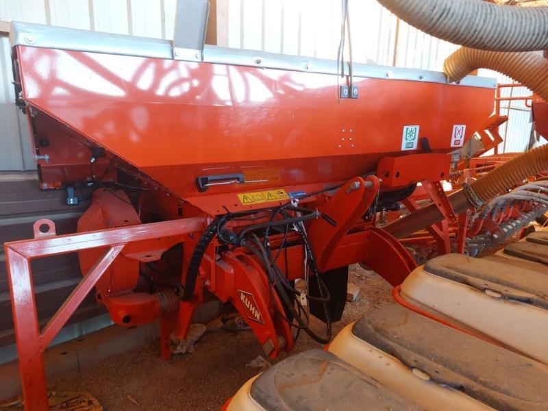 Kuhn TF1512