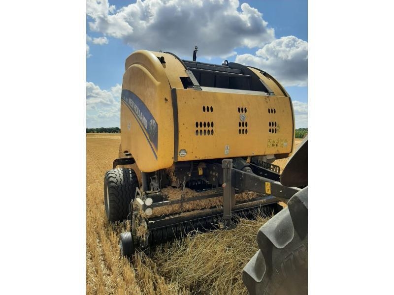 New Holland ROLL-BELT180