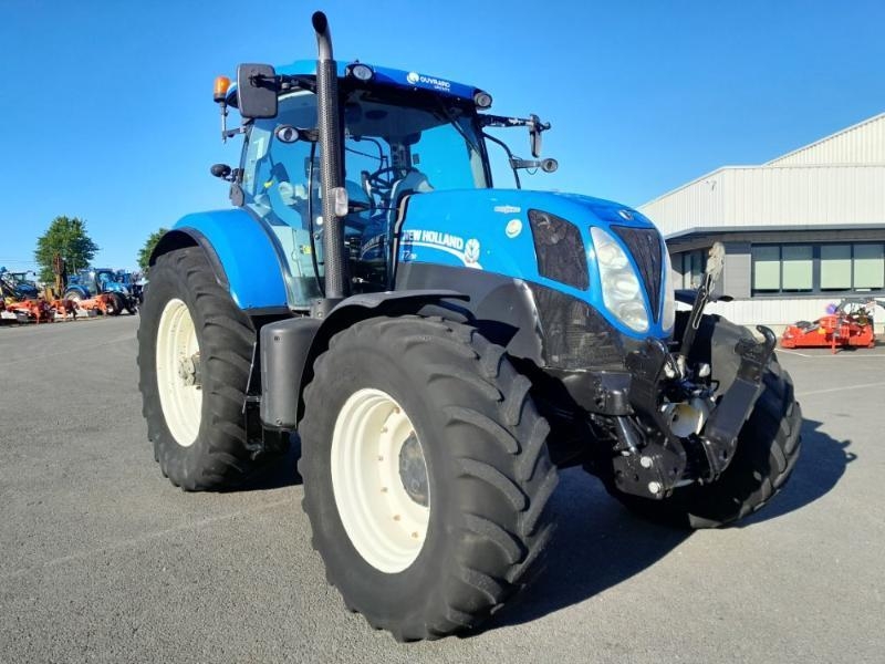 New Holland T7-210AC