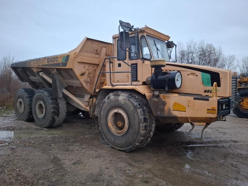 Bell B40