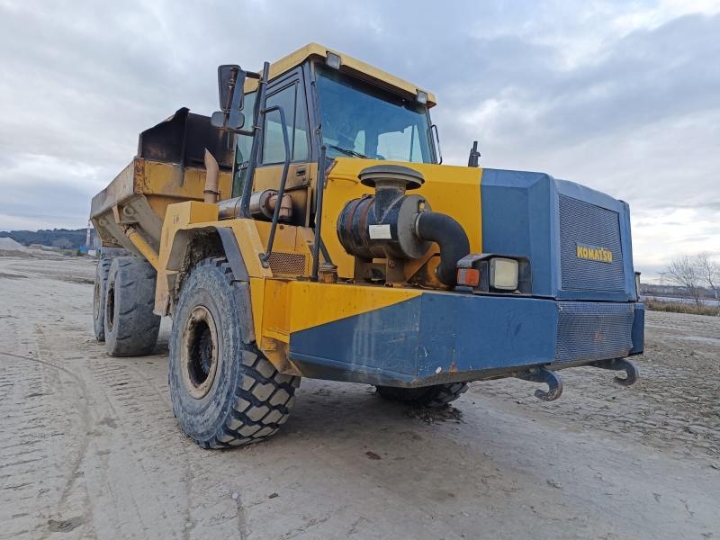 Komatsu HM300-1
