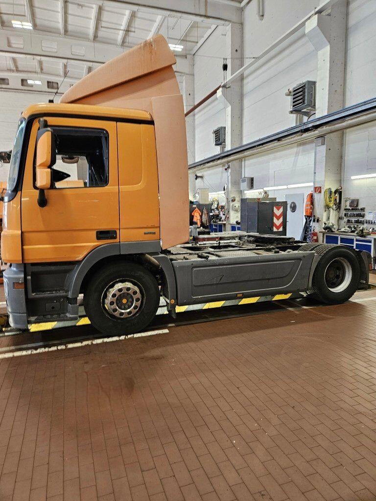 Mercedes-Benz Actros 1841