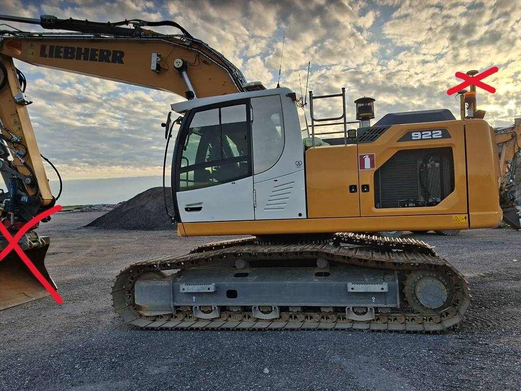 Pelle sur chenilles Liebherr R 922 LC — occasion 2025, 680 h