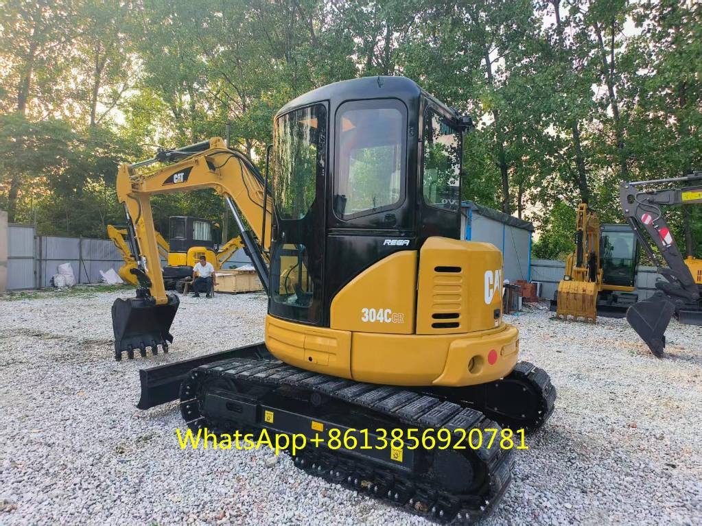 Mini-pelle Caterpillar 304 CR — occasion 2023, 448 h