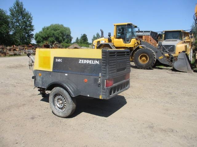 Compresseur Compair C62 DLT 0702 — occasion 2003, 2 200 h