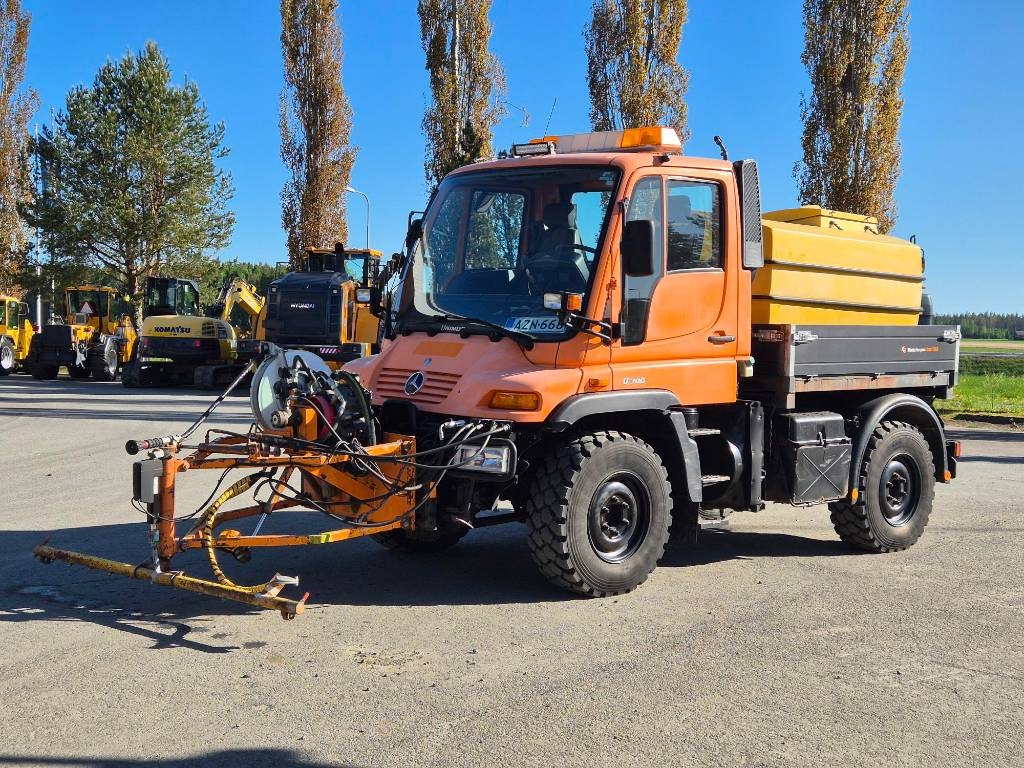 Unimog U 300