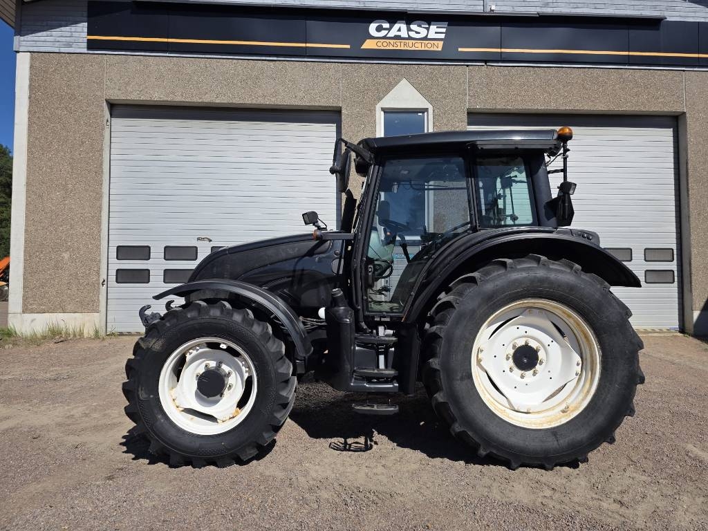 Valtra N121 HiTech