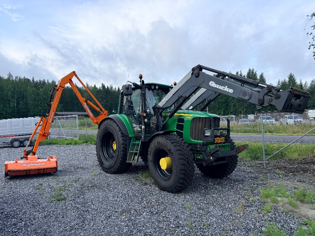 John Deere 6630 Agrimaster T125 vesakkoleikkurilla