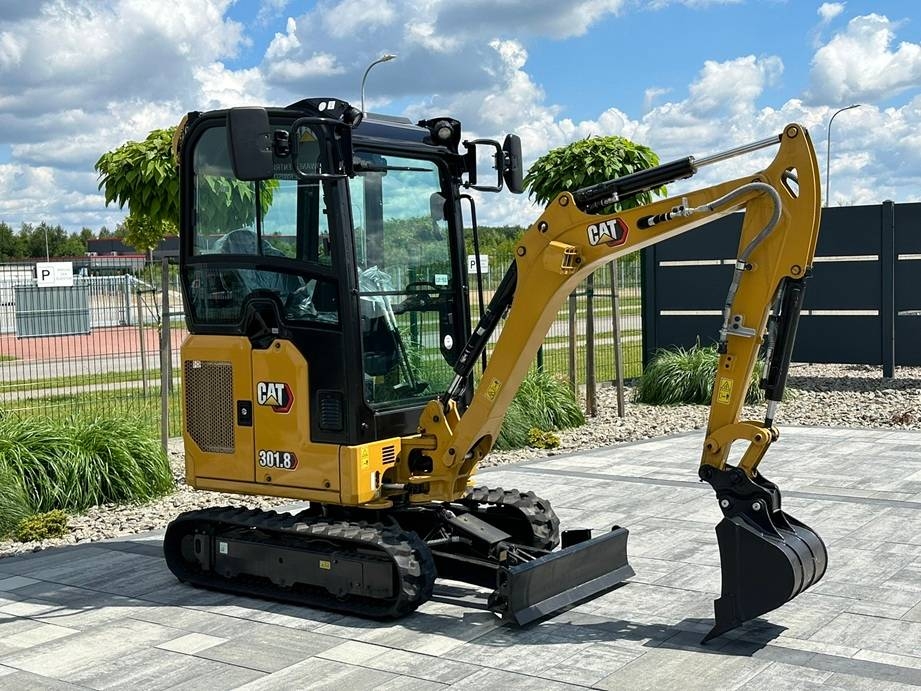 CAT 301.8