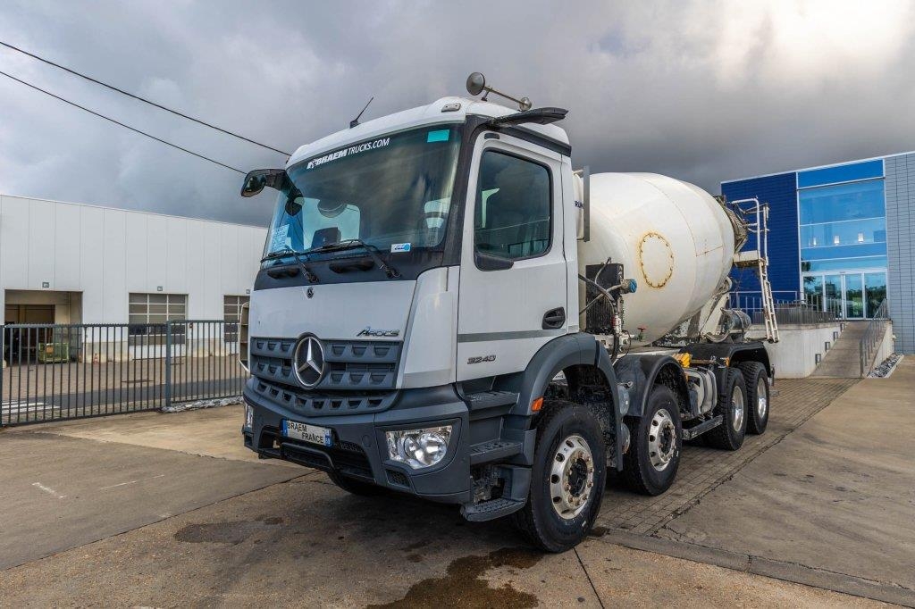 Mercedes-Benz AROCS 3240 BB+HARDOX 9m3