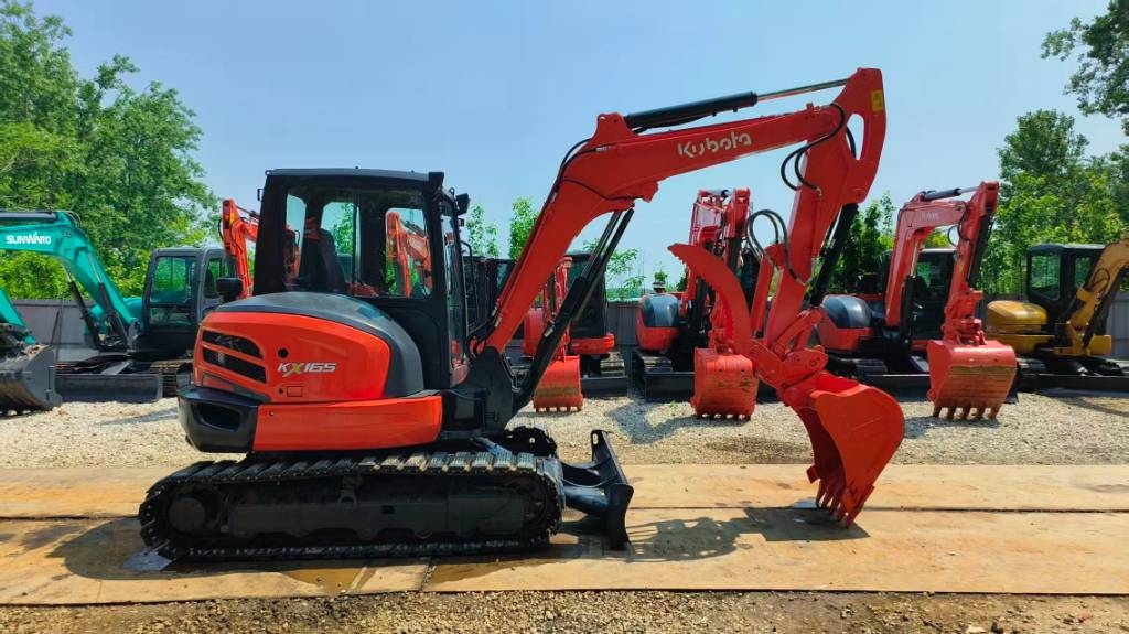 Kubota KX 165