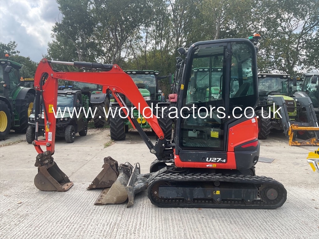 Kubota U 27-4