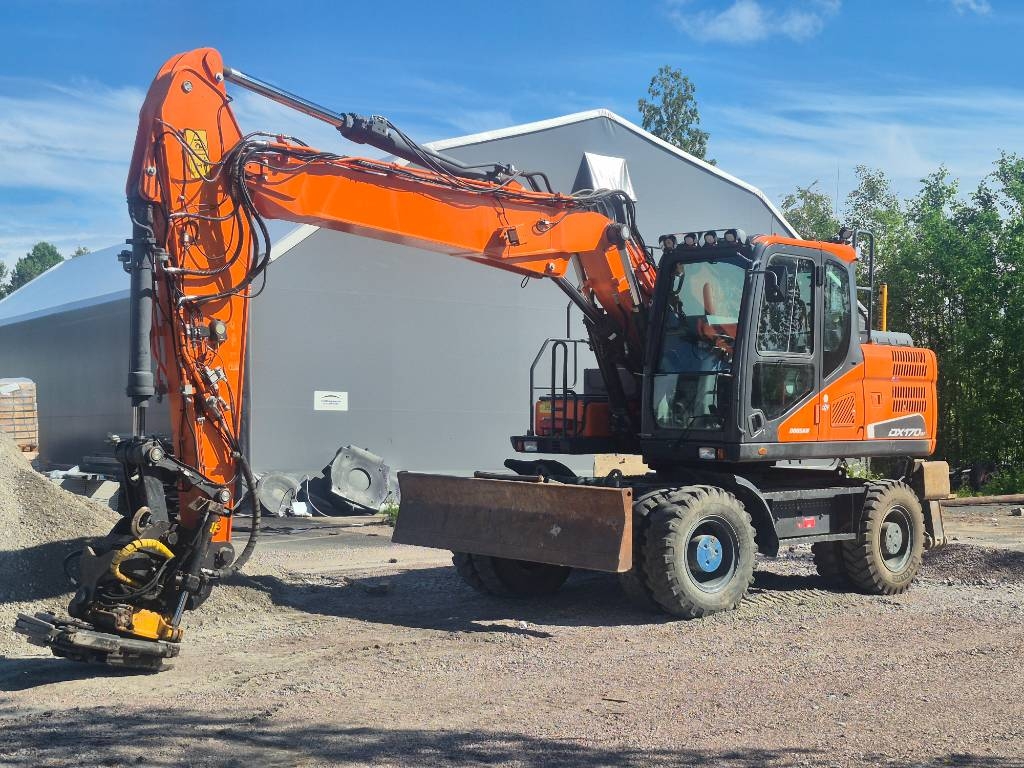 Doosan DX 170 W -16