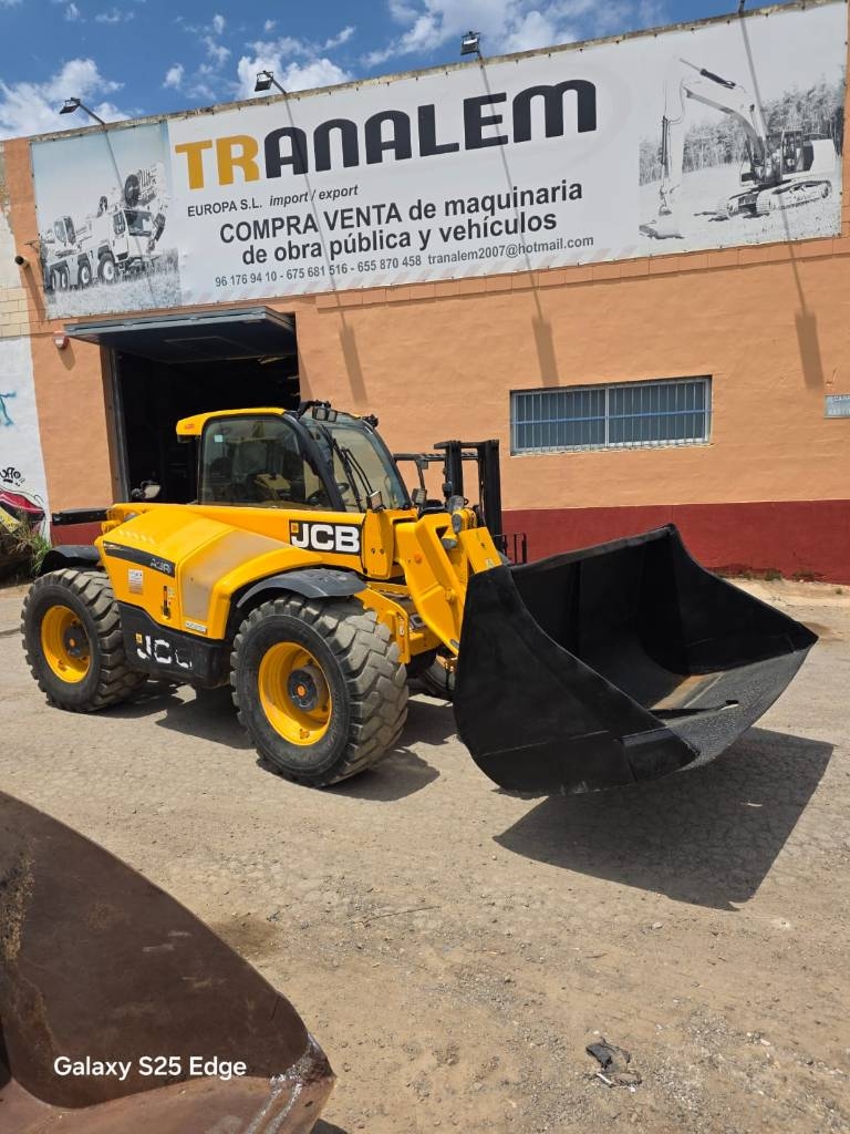 JCB 532
