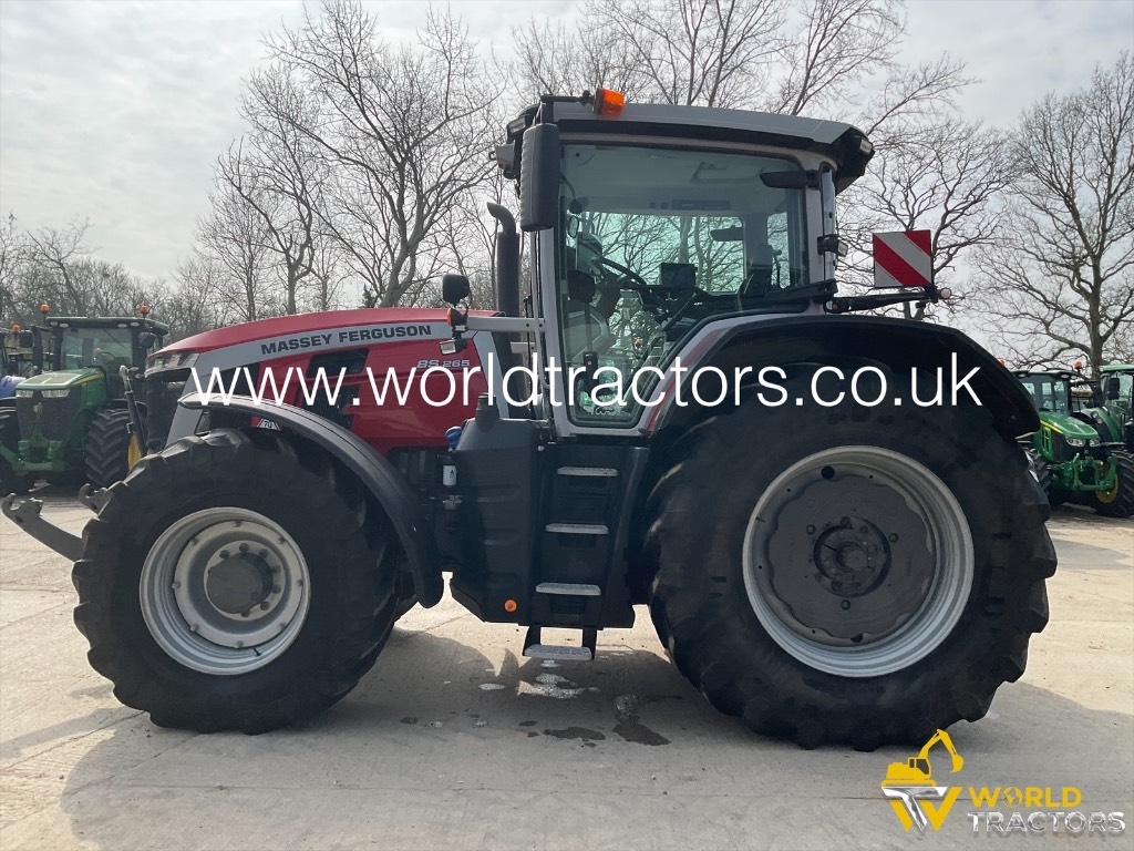 Massey Ferguson 8S.265