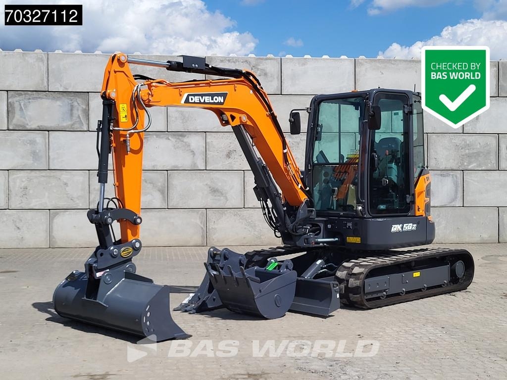Develon DX50 Z-7 A/C - Buckets
