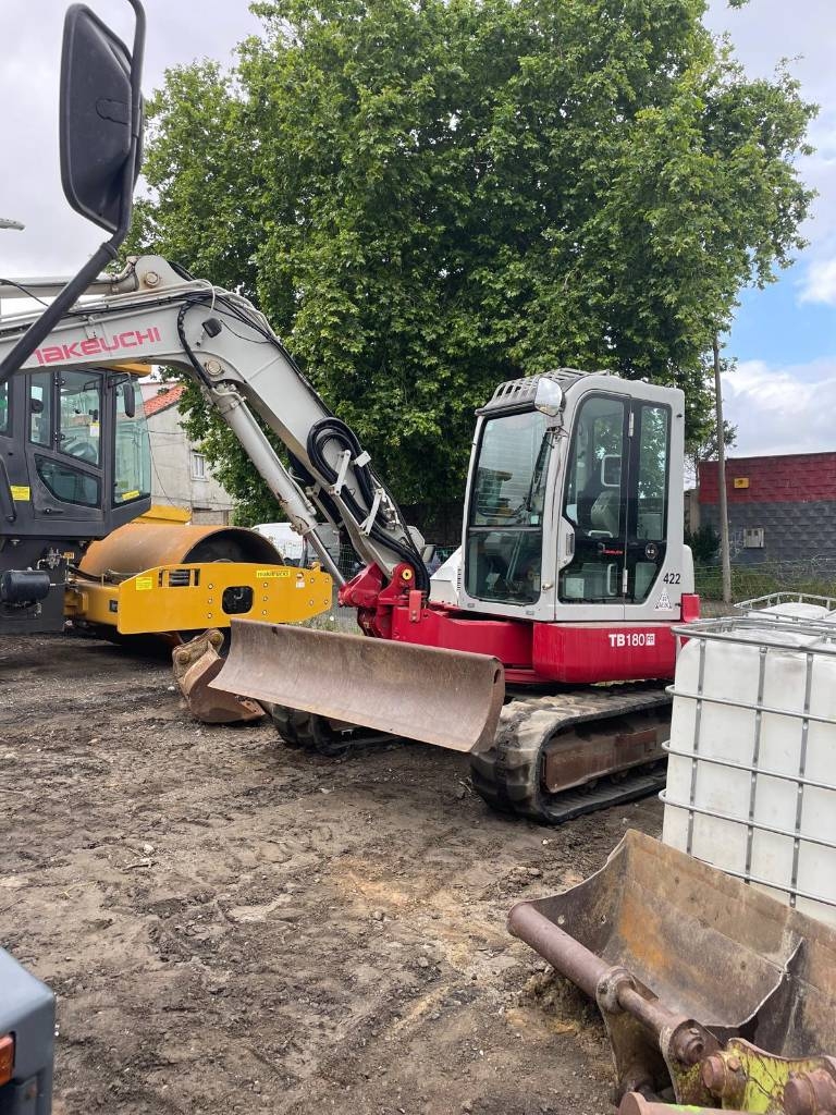 Takeuchi TB180 FR
