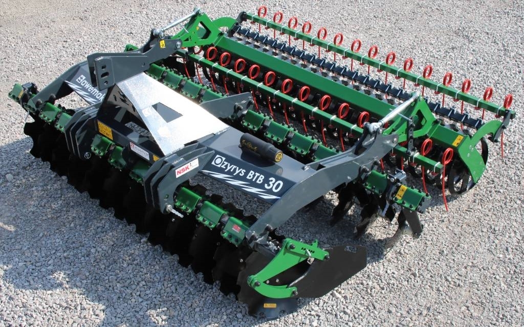 Awemak Ozyrys BTB 30