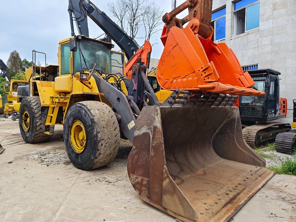 Volvo L 180 E
