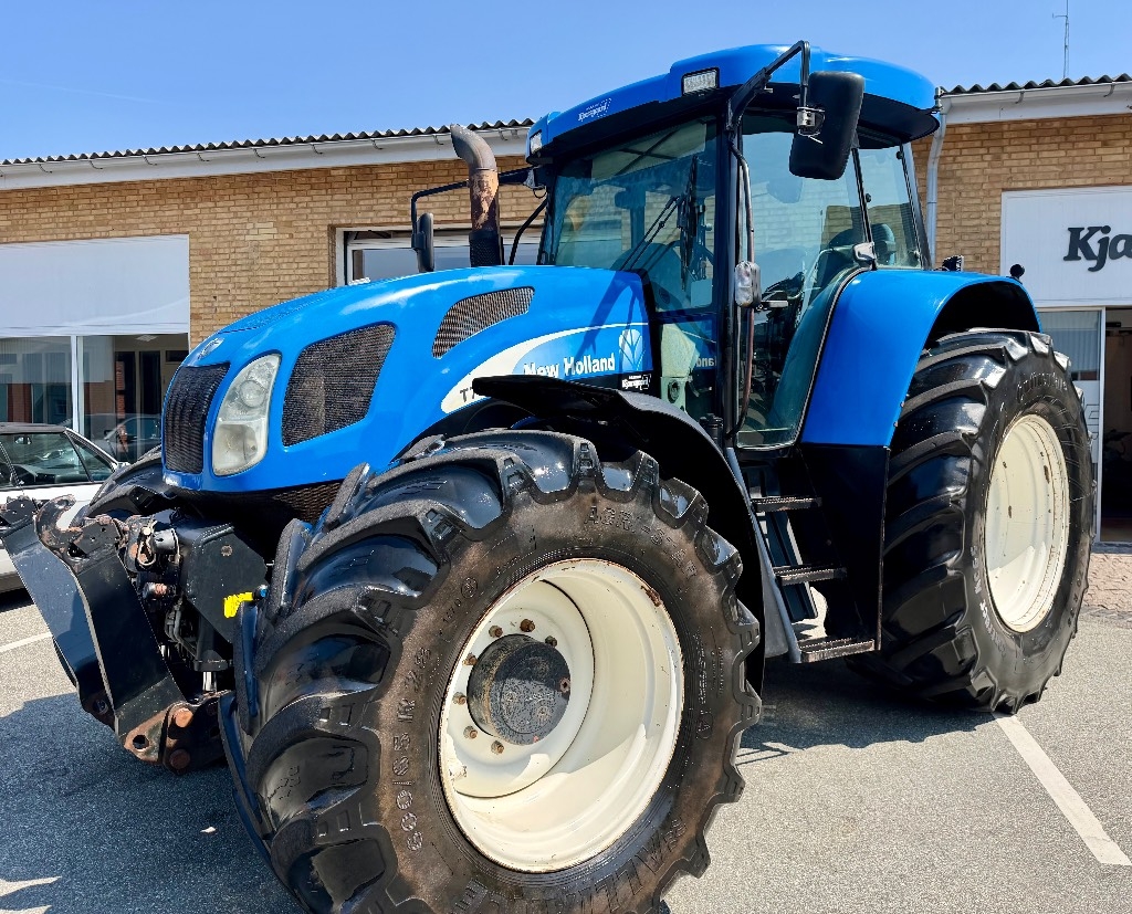New Holland T 7550