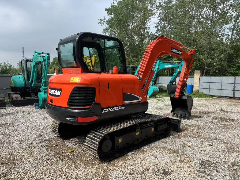 Mini-pelle Doosan DX 60-9 C — occasion 2024, 513 h